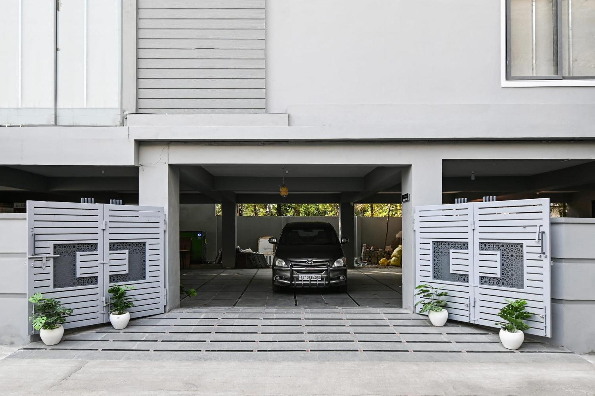 Super Townhouse De Alphabet Karmanghat Haïdarabad Extérieur photo